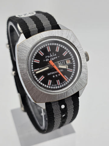 1970 German Ruhla De Luxe GDR Mechanical Day Date 37mm Cushion Case Watch Works
