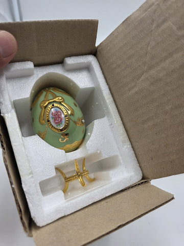 Set Of 4 Franklin Mint House of Faberge Jeweled Imperial Eggs Stands Boxed
