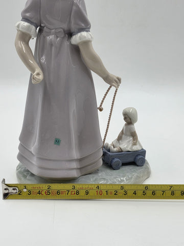 lladro Girl Pulling Wagon No. 5044 Collectible Figurine w/ Original Box 11" 1978