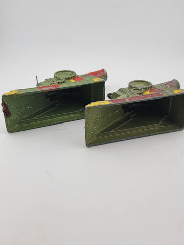 Antique Set Of 2 Manoil Barclay Metal Cannon Artillery Spring Firing Action. 5".