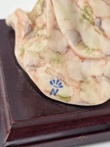 Rare Guiseppe Armani Lady with Amphora Porcelain Figurine 12" Florence Italy