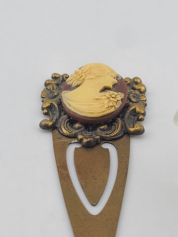 Rare Antique 19th C Victorian Glass Cameo Locket & Hair Pin Gilt Brass Classical