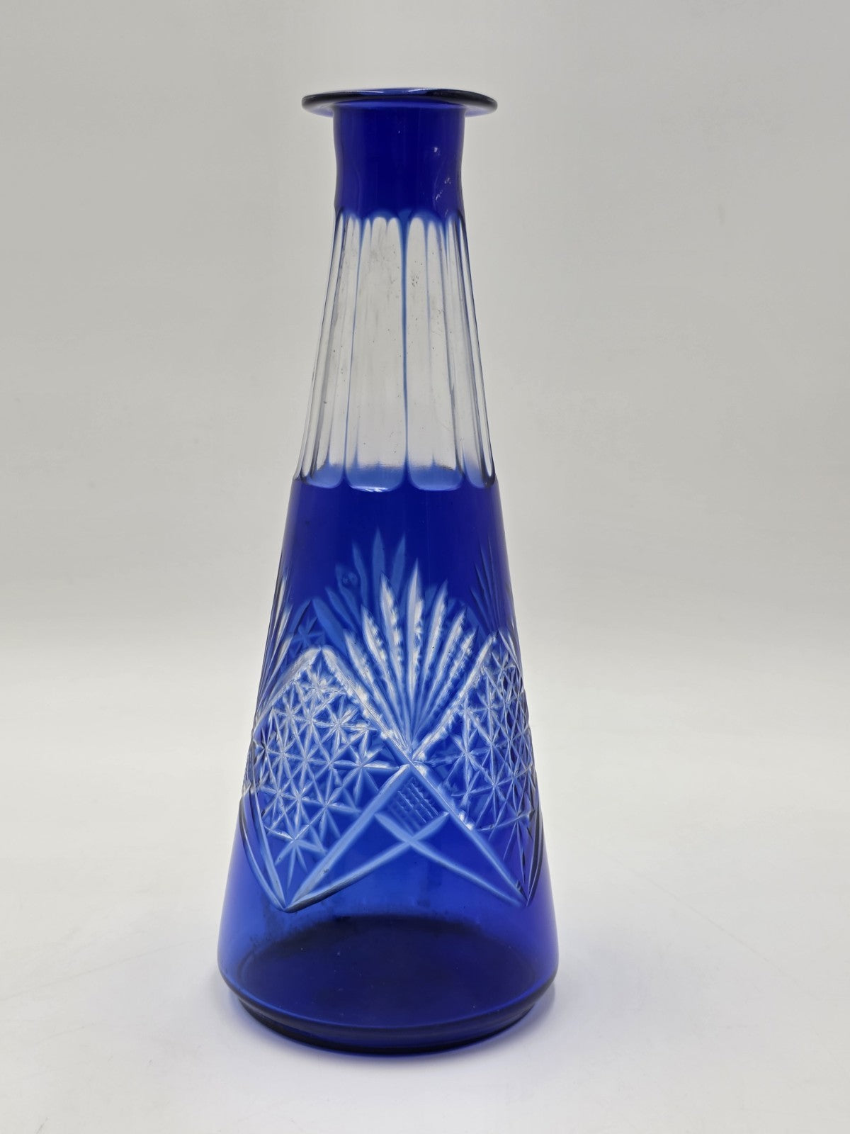 Bohemian Cobalt Cut to Clear Crystal Vase 10” Starburst Fan Pattern Vintage