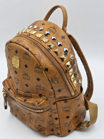 Rare MCM Stark Side & Top Studs Backpack In Cognac Visetos Coated Canvas W5914