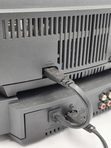 Bose Wave Music System III CD AM/FM Radio W Multi 3 Disc Changer & Remote. Works