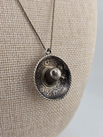 Vintage Taxco 925 Sterling Silver Mexico Sombrero Hat Pendant Necklace.