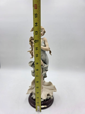Giuseppe Armani Capodimonte Members Only Collection Figurine "Venere Venus" 1993