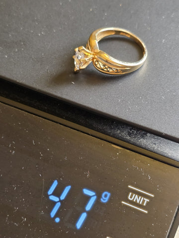 Antique 14K Solid Gold Marquise Ring Filigree Bypass Setting Size 7.5 W Box.