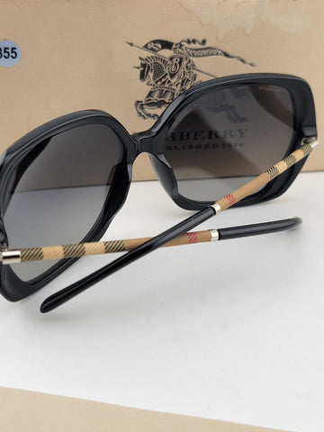 Vintage Burberry B 4122 3001/T3 Square Black Gray Sunglasses 60-16-135 W Box.