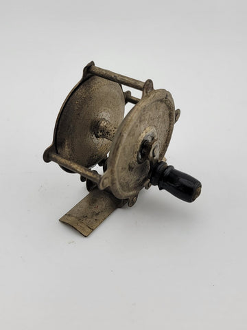 Rare Antique Early 19th-century Unmarked fly fishing reel. Collectible Item.