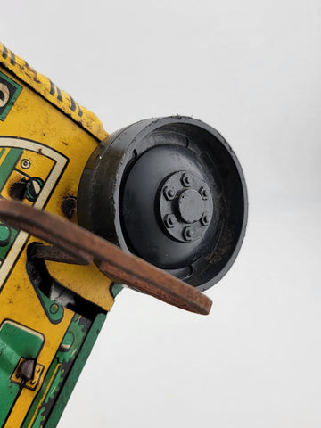 Antique Collectible Marx Yellow Green Keywind Tin Tractor No 5 Winds Up & Runs