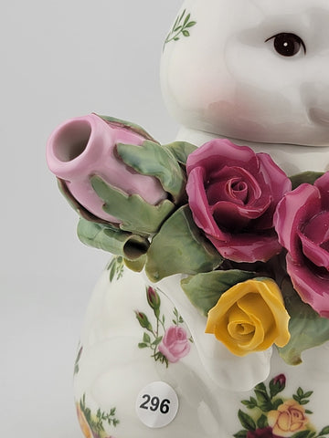Royal Albert Old Country Roses Porcelain Bunny Rabbit Teapot Decoration VG Cond.