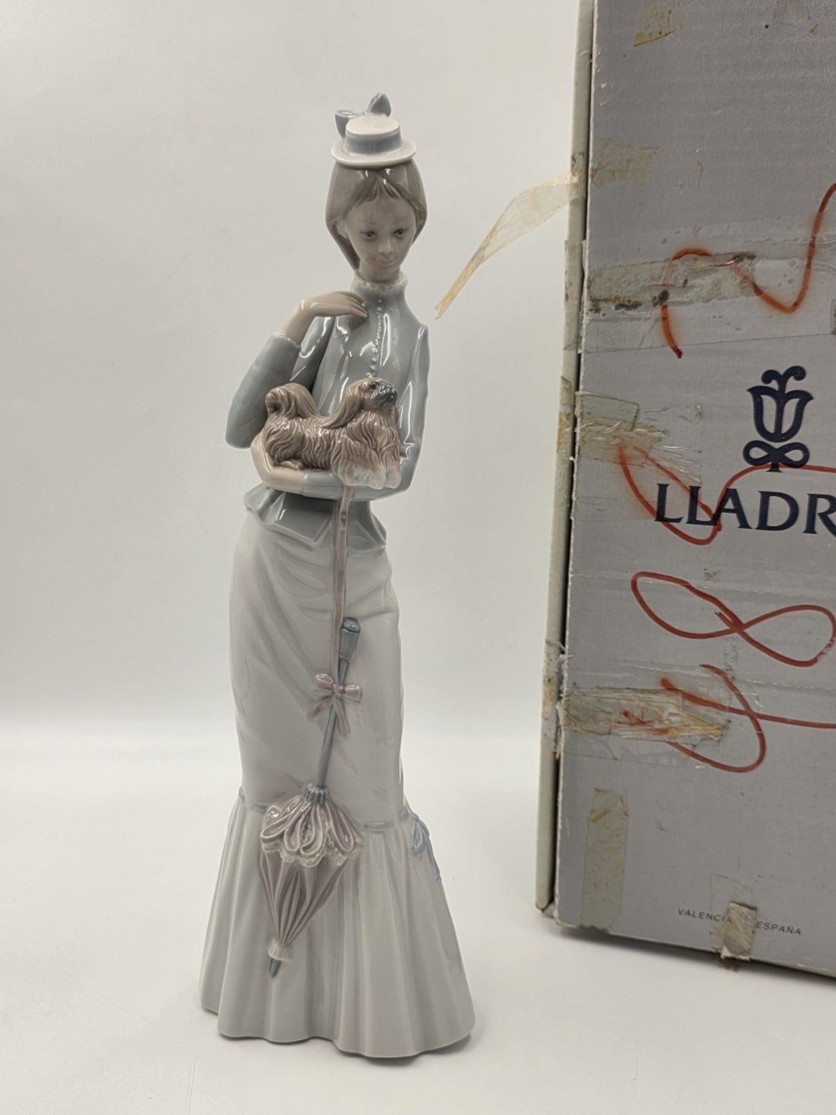 Lladro "Walking with the Puppy Dog" by Jose Roig #4893 Retired Vintage 1974 MINT