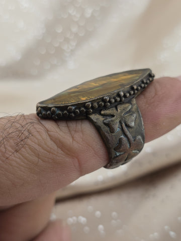 Vintage ABALONE RING OFFSET MARQUIS SILVERTONE 4 LEAF CLOVERS ON BAND SIZE 7