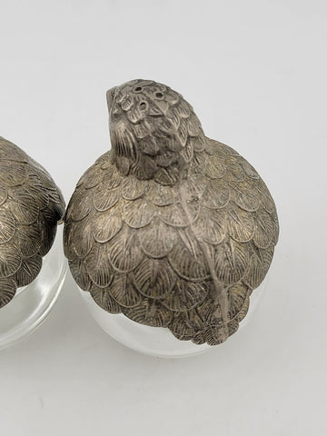 Rare Vintage Set Of 2 Small Bird Glass Salt Shakers with Metalscrew-on lids.
