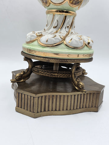 Vintage Italian Capodimonte Hand-Painted Porcelain Table Lamp W Metal Base.