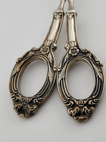ORNATE STERLING SILVER HANDLE PASTRY  SERVER (MADE IN GERMANY)