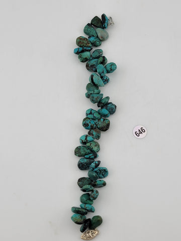 VINTAGE Gorgeous all natural chunks of Turquoise Nuggets Bracelet. 7 Inch Long.