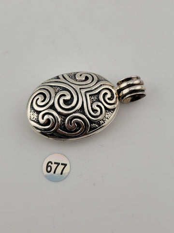 Rare Beautiful Vintage Silpada Sterling Silver 925 Ornate Locket Pendant