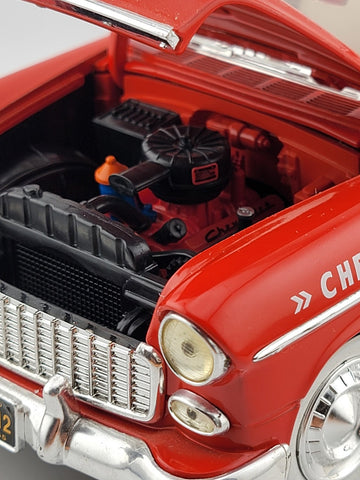 ERTL COLLECTIBLES AMERICAN MUSCLE 1955 CHEVY CONVERTIBLE INDY PACE CAR 1:18 1998