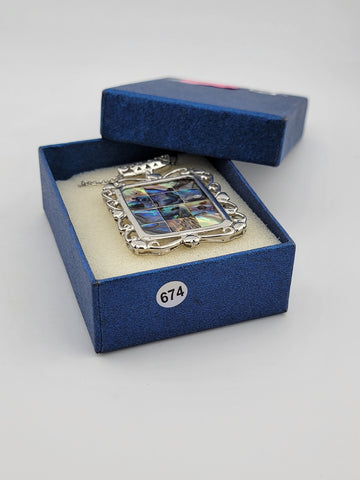 VINTAGE 112.65 CTW ABALONE INLAY PENDANT IN SILVER WITH FCHAIN