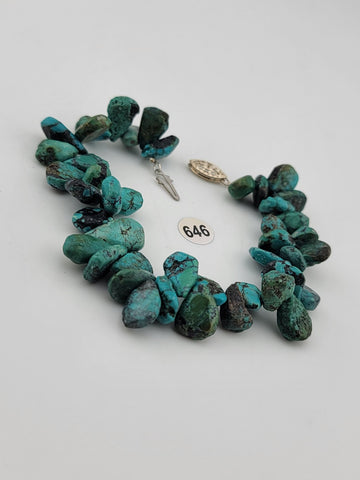 VINTAGE Gorgeous all natural chunks of Turquoise Nuggets Bracelet. 7 Inch Long.