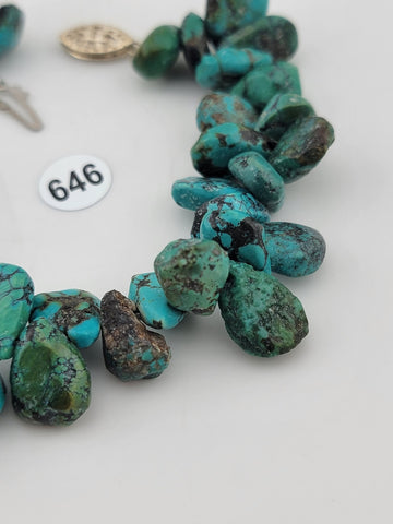 VINTAGE Gorgeous all natural chunks of Turquoise Nuggets Bracelet. 7 Inch Long.