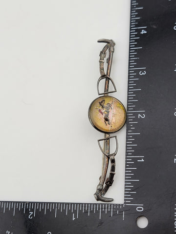 ANTIQUR 925 STERLING SILVER REVERSE PAINTING ON GLASS HORSE & JOKEY BROOCH