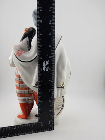 Rare 1961 Ukraine Vintage porcelain sculptural statuette "Ukrainian couple" Kiev